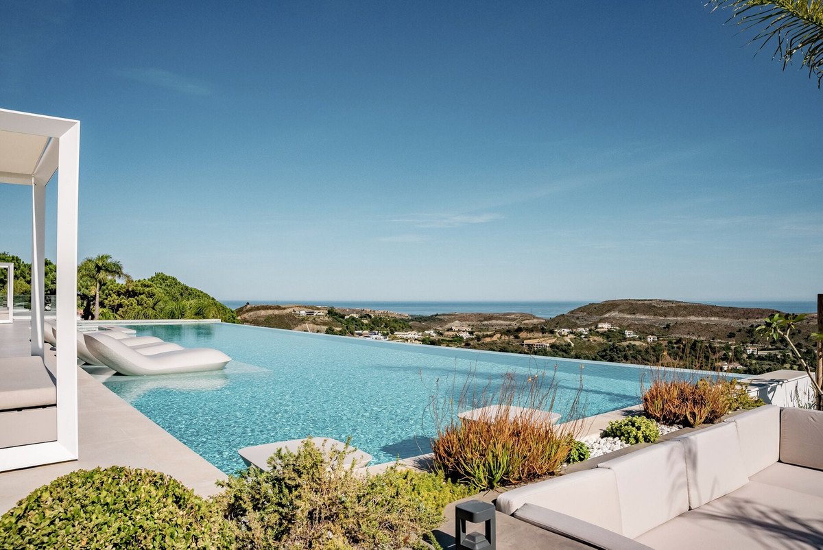 7 Bed Detached Villa in Benahavís in Benahavís, Detached Villa