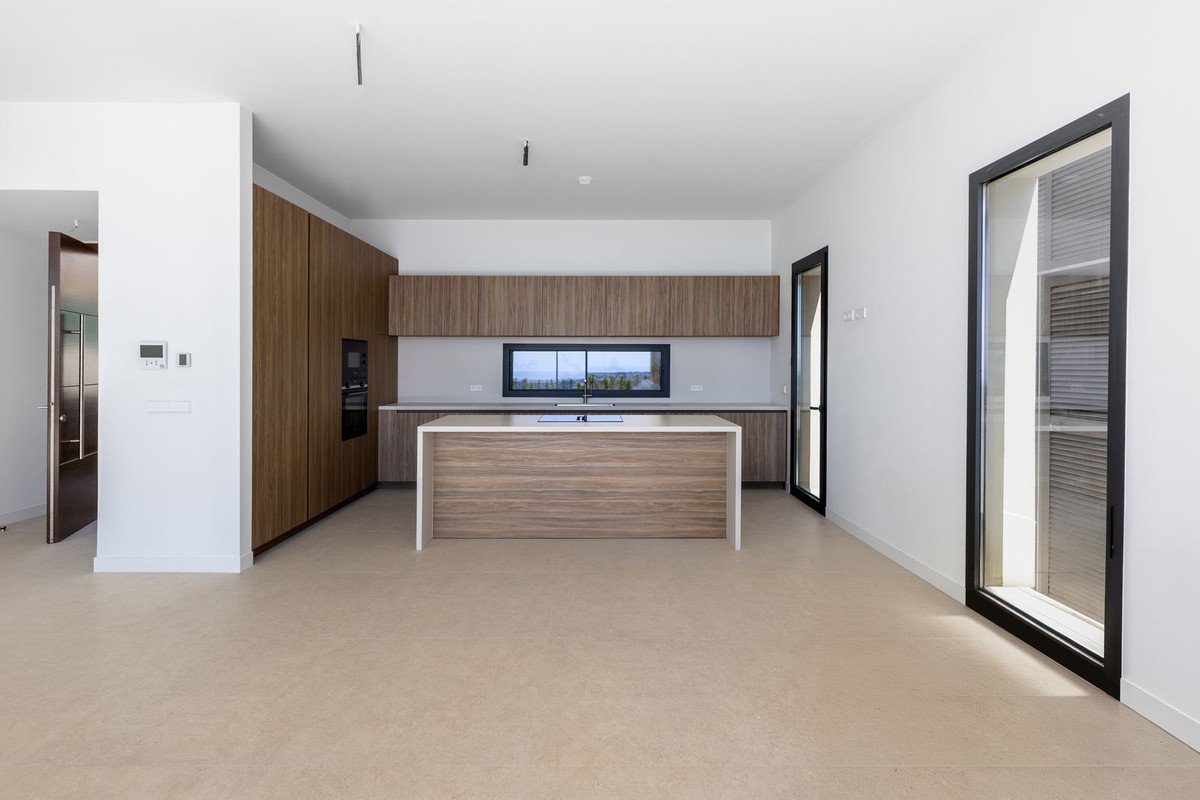 3 Bed Bungalow in Benahavís in Benahavís, Bungalow