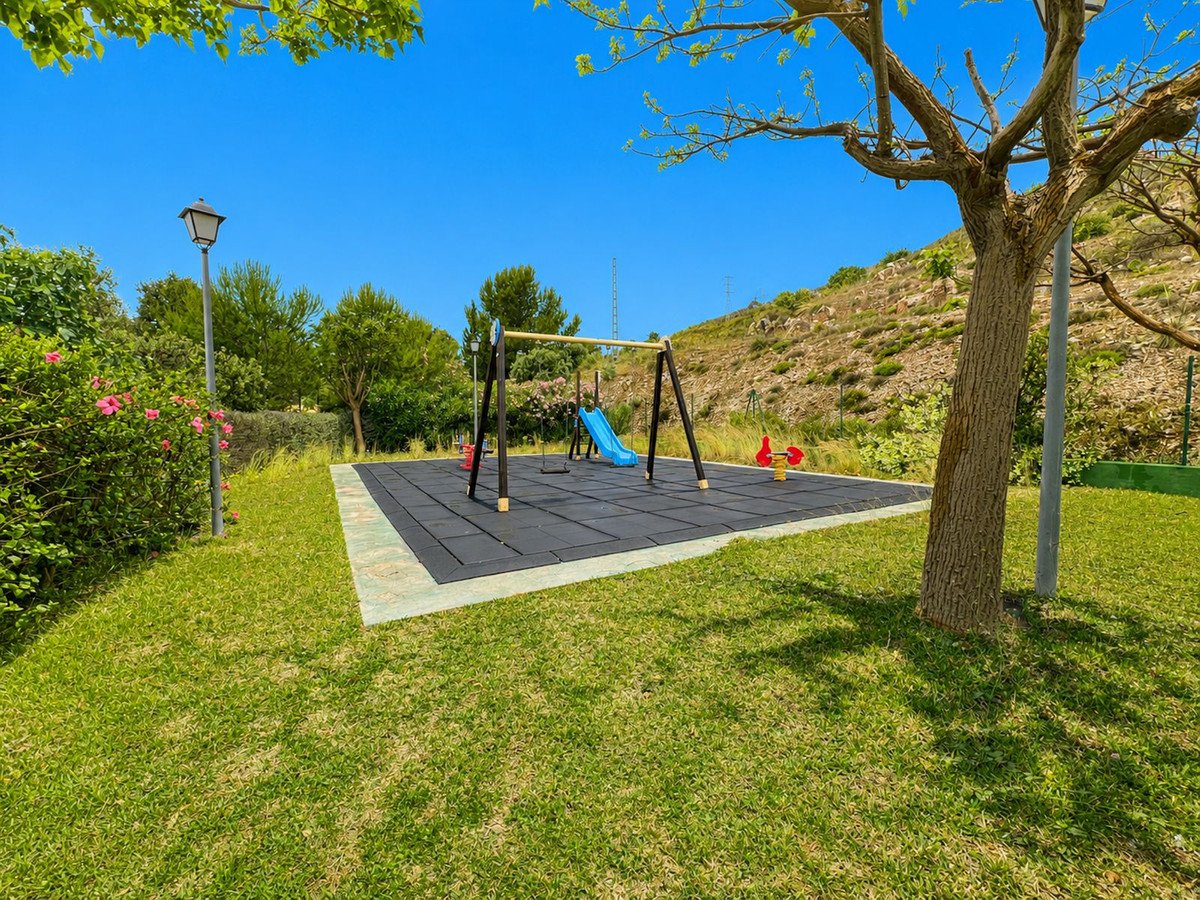 1 Bed Middle Floor Apartment in Benalmadena in Benalmadena — Apartment