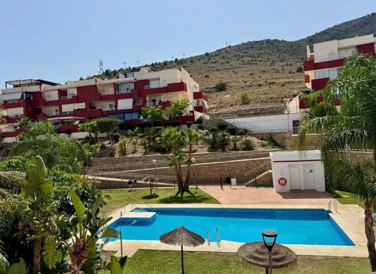 2 Bed Middle Floor Apartment in Benalmadena in Benalmadena, Apartment