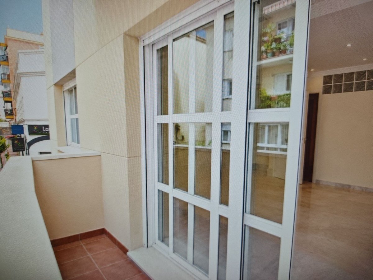 1 Bed Office in Arroyo de la Miel in Arroyo de la Miel, Office