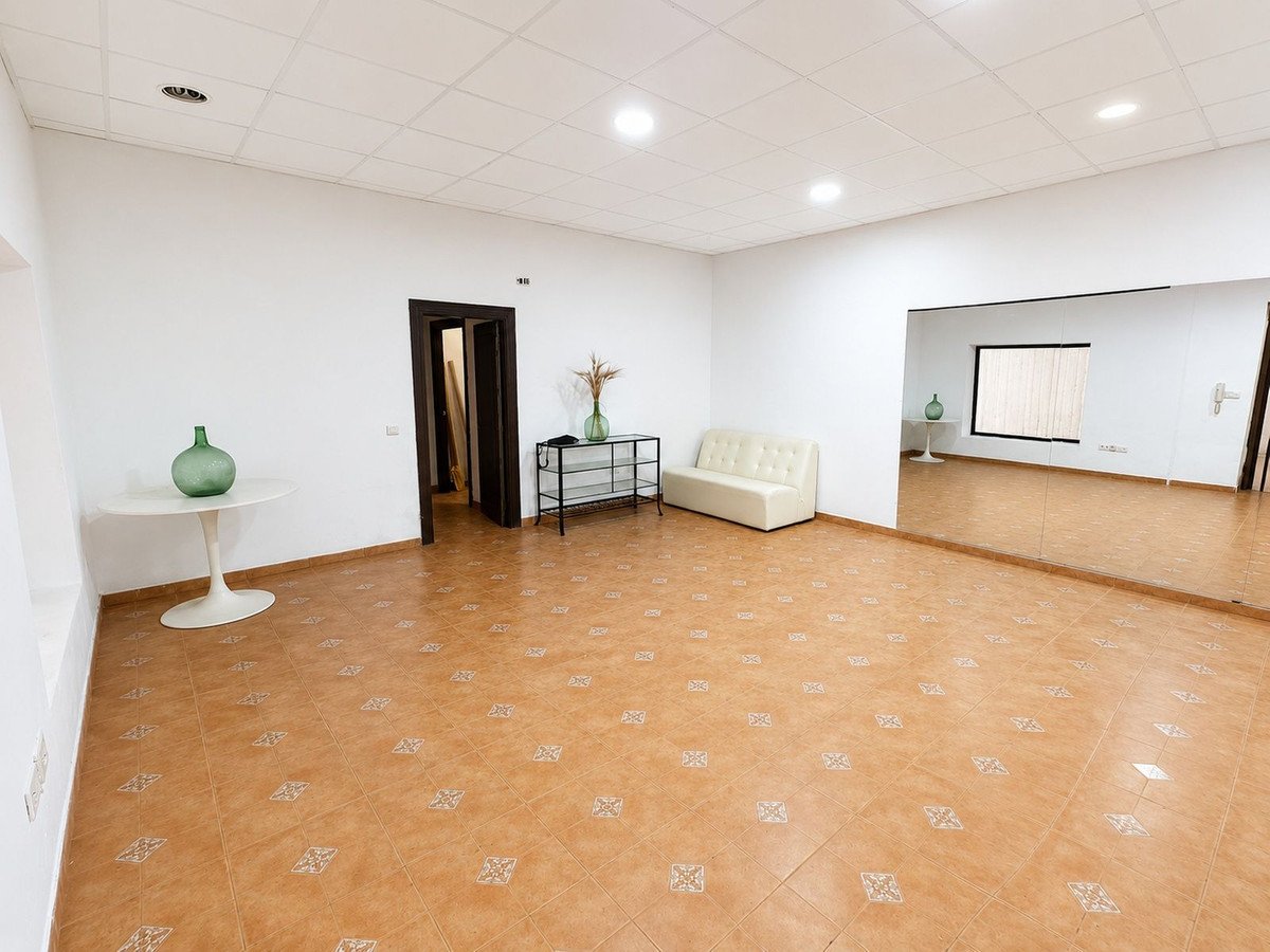 Commercial Premises in Arroyo de la Miel in Arroyo de la Miel, Commercial Premises