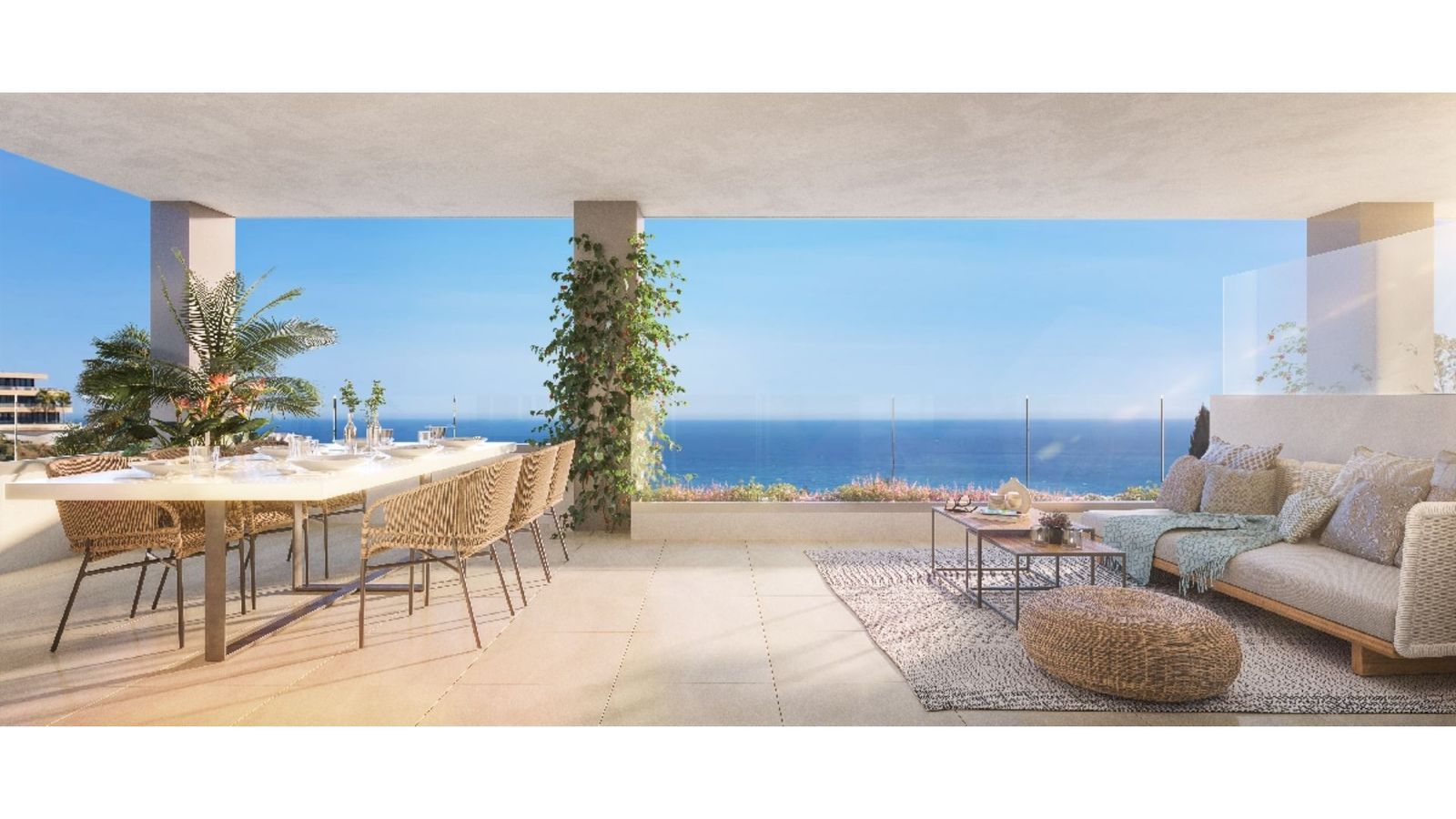 Ruim terras met zeezicht in Alba Benalmadena, Spanje