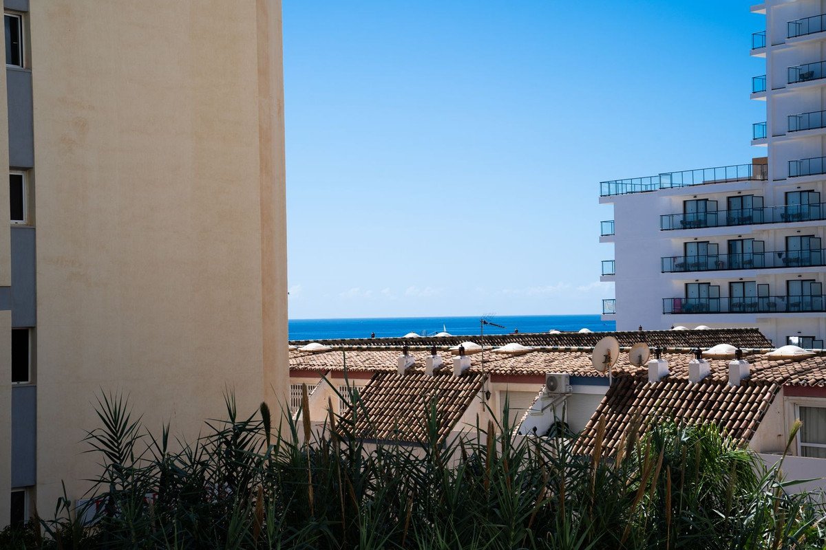 1 Bed Middle Floor Apartment in Benalmadena Costa in Benalmadena Costa, Apartment