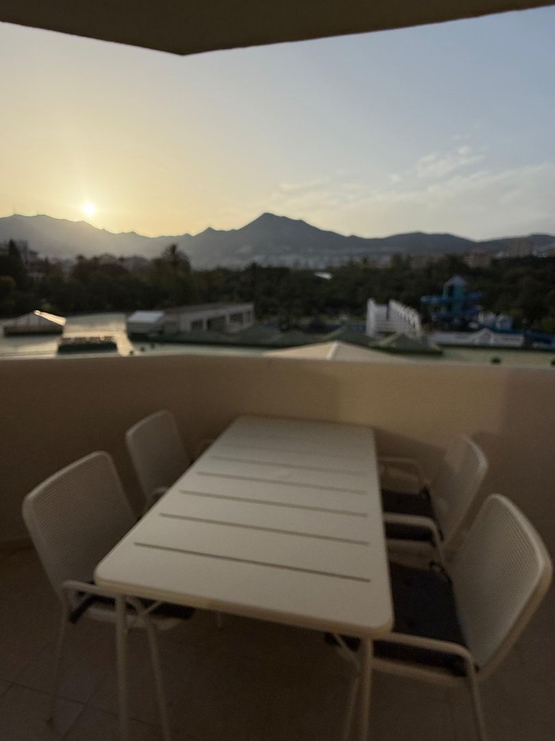 1 Bed Middle Floor Apartment in Benalmadena Costa in Benalmadena Costa — Apartment