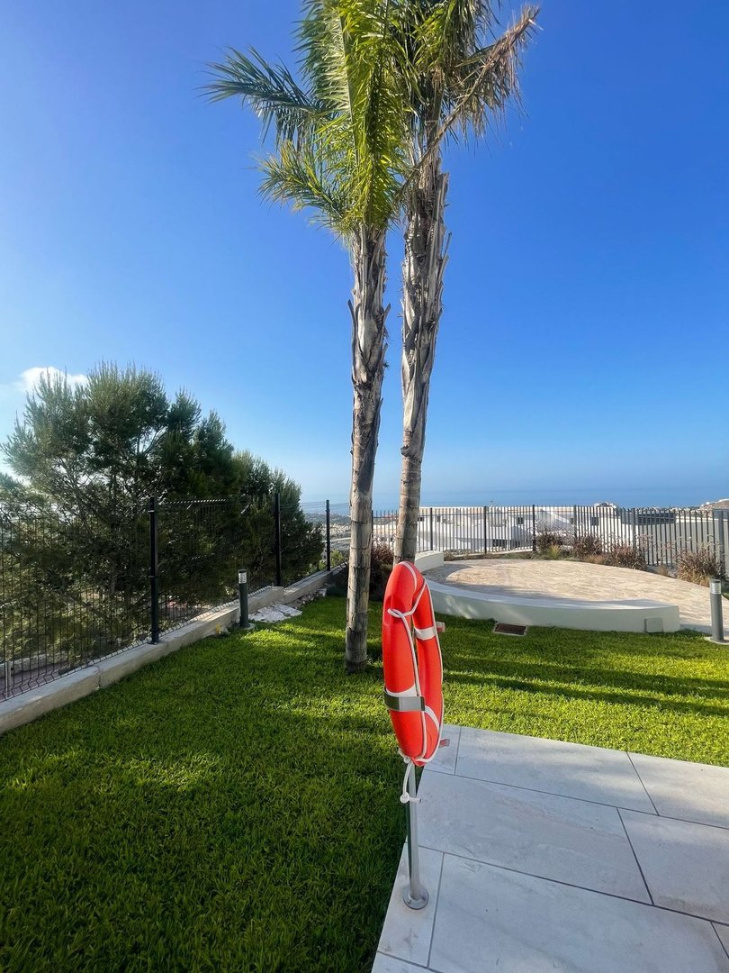 2 Bed Appartamento al piano terra in Benalmadena