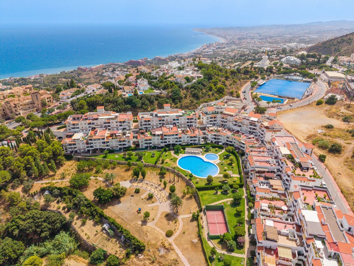 2 Bed Mellanvåningslägenhet in Benalmadena