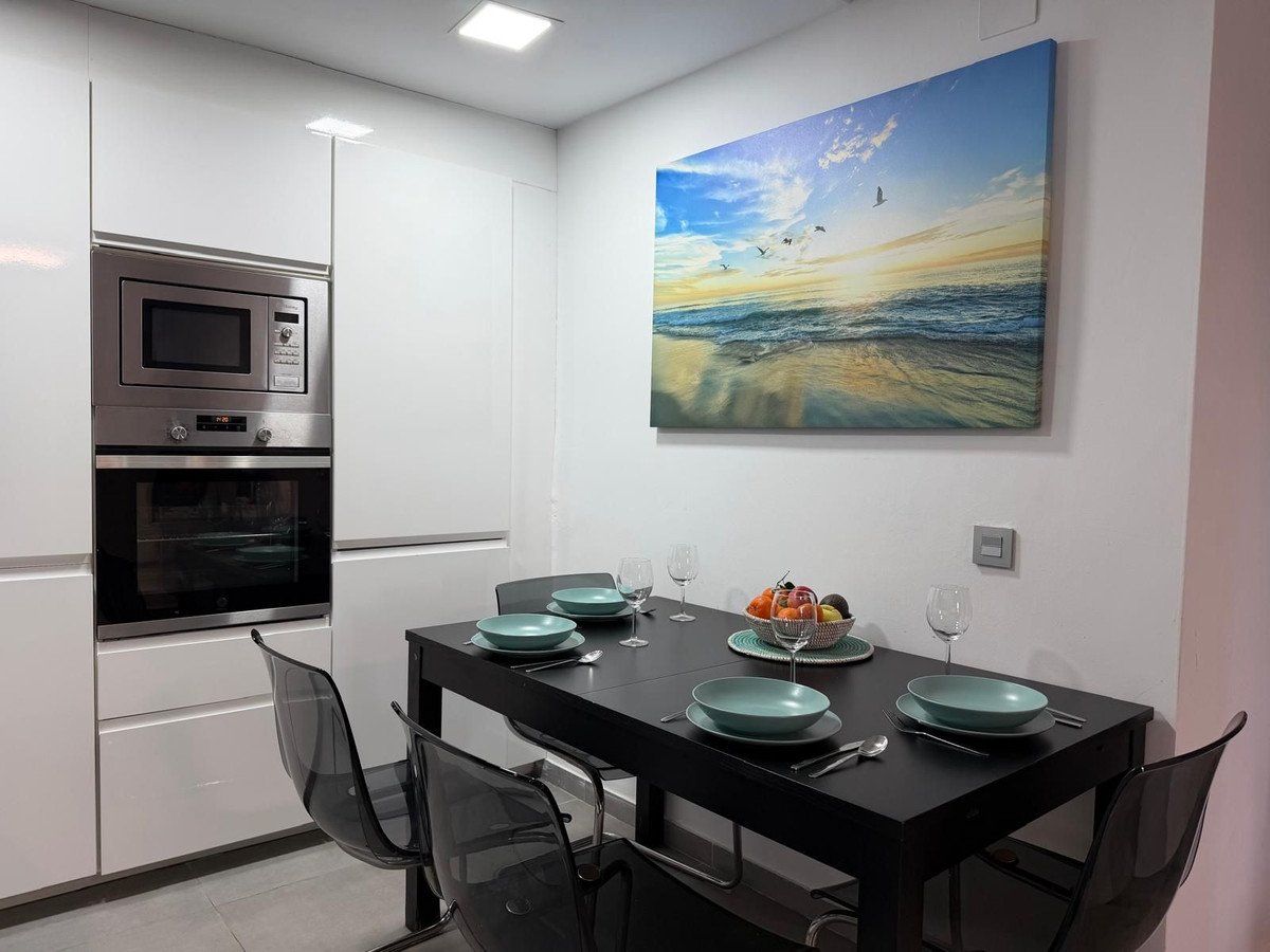 2 Bed Tussenverdieping Appartement in Benalmadena in Benalmadena, Appartement