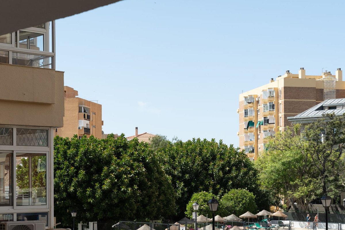 2 Bed Middle Floor Apartment in Benalmadena Costa in Benalmadena Costa, Apartment