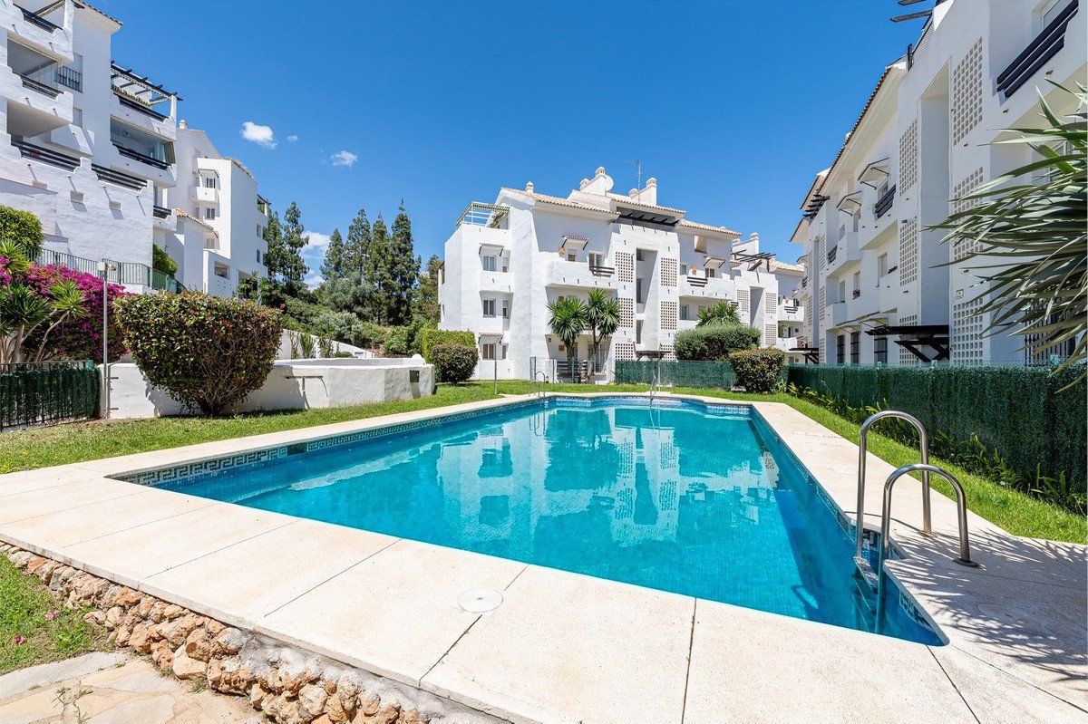 3 Bed شقة في الطابق الأرضي in Benalmadena Costa في Benalmadena Costa, شقة