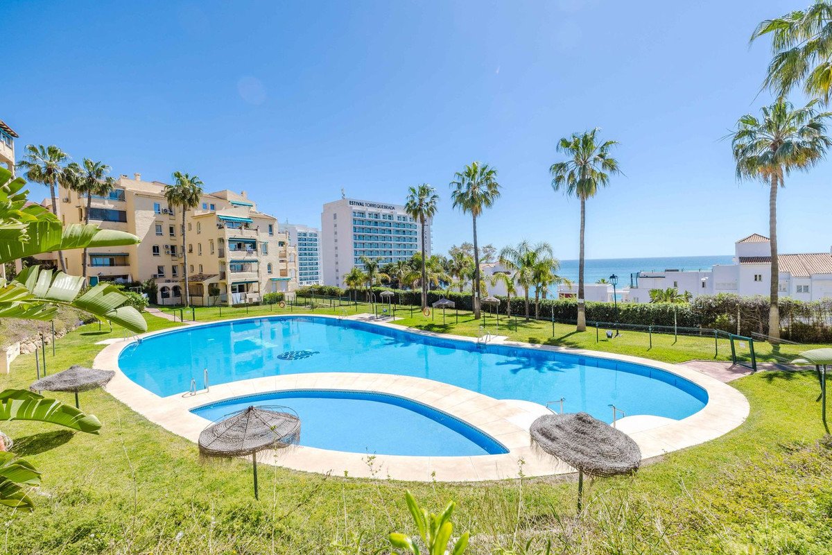 3 Bed Tussenverdieping Appartement in Benalmadena in Benalmadena, 