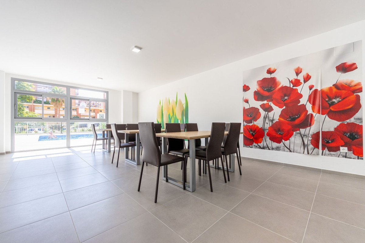 3 Bed Tussenverdieping Appartement in Benalmadena Costa