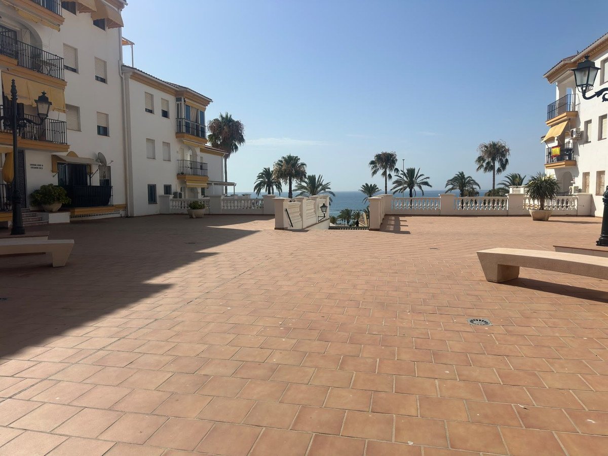 3 Bed Middle Floor Apartment in Benalmadena Costa in Benalmadena Costa, Apartment