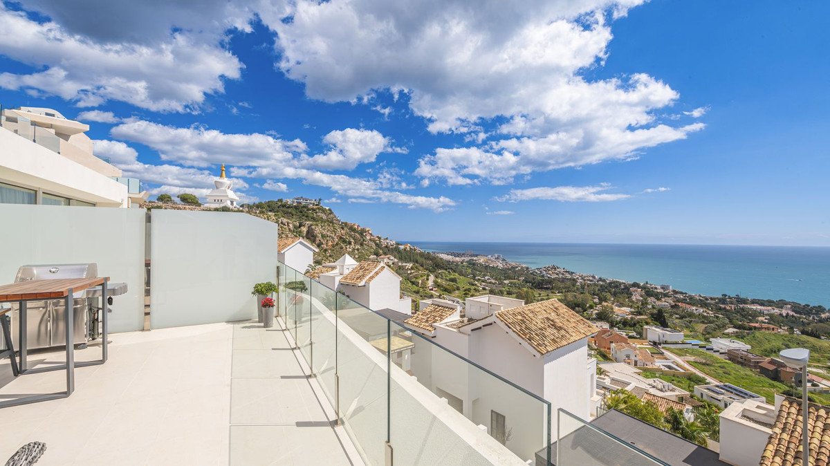 3 Bed ペントハウス Duplex in Benalmadena エリア Benalmadena, デュプレックス・ペントハウス
