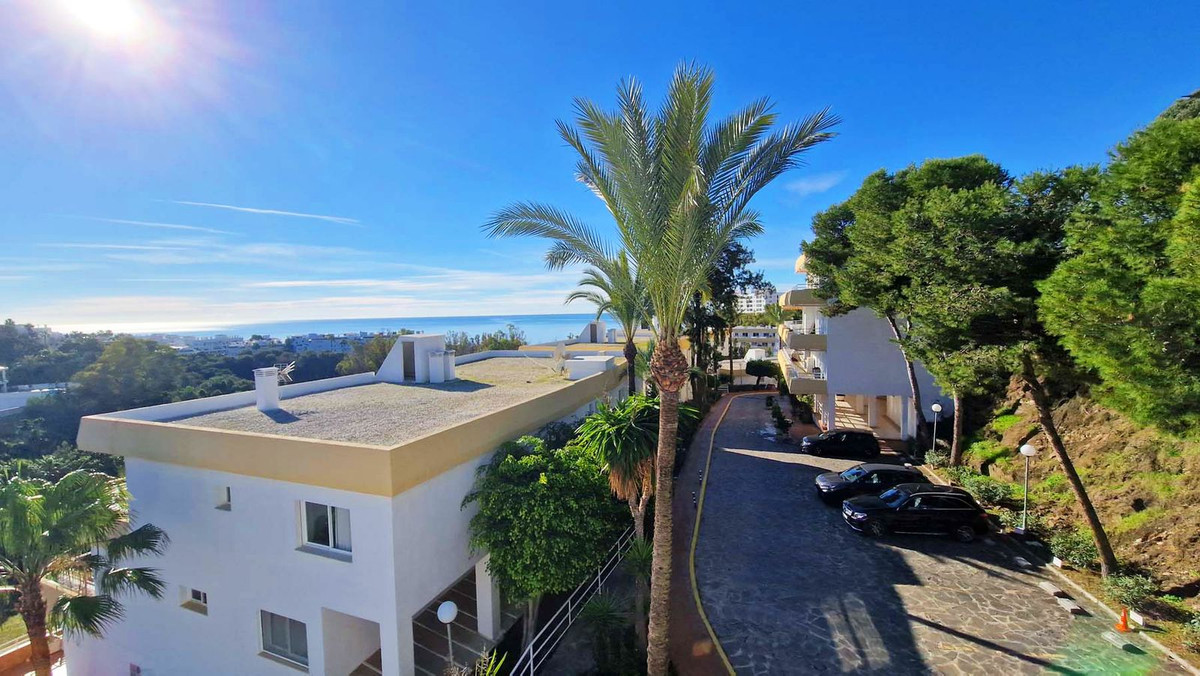 3 Bed بنتهاوس in Benalmadena Costa في Benalmadena Costa, بنتهاوس