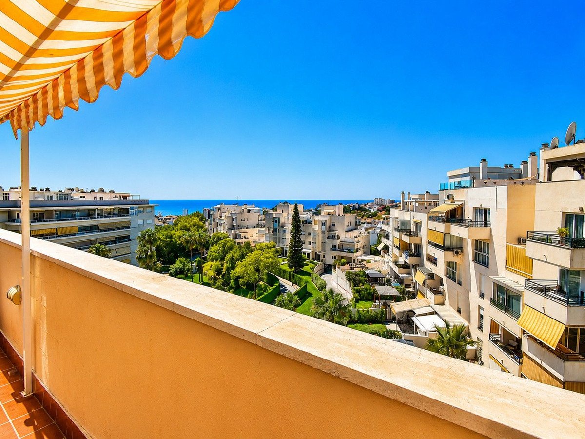 4 Bed Penthouse Duplex in Benalmadena Costa in Benalmadena Costa, Penthouse Duplex