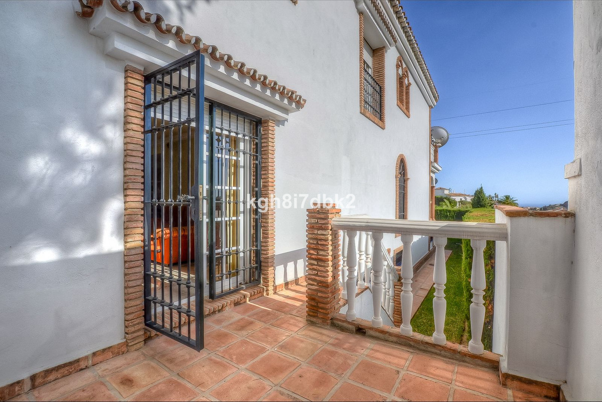 10 Bed فيلا مستقلة in Benalmadena في Benalmadena, فيلا مستقلة