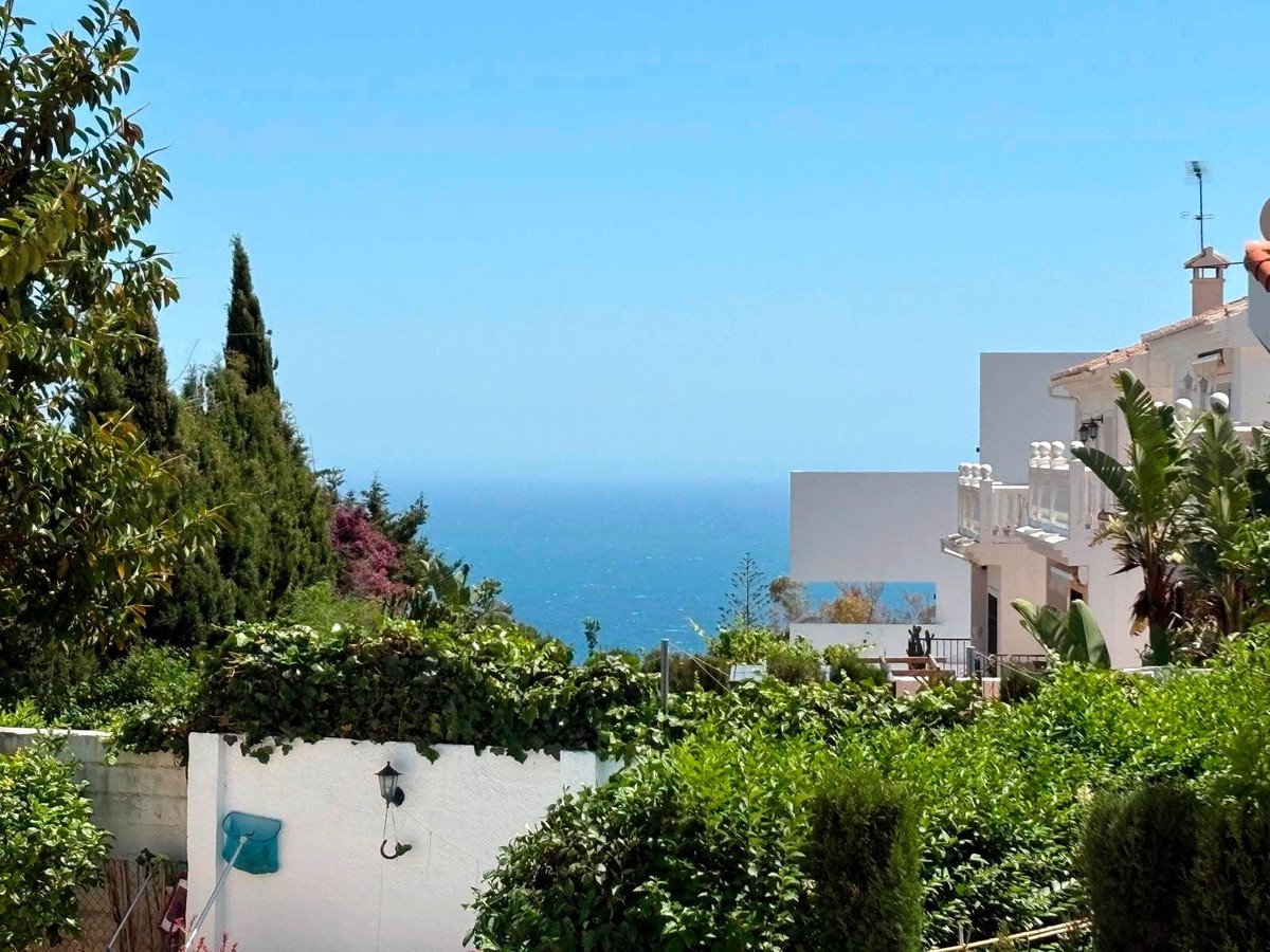 3 Bed Vrijstaande Villa in Benalmadena in Benalmadena, 