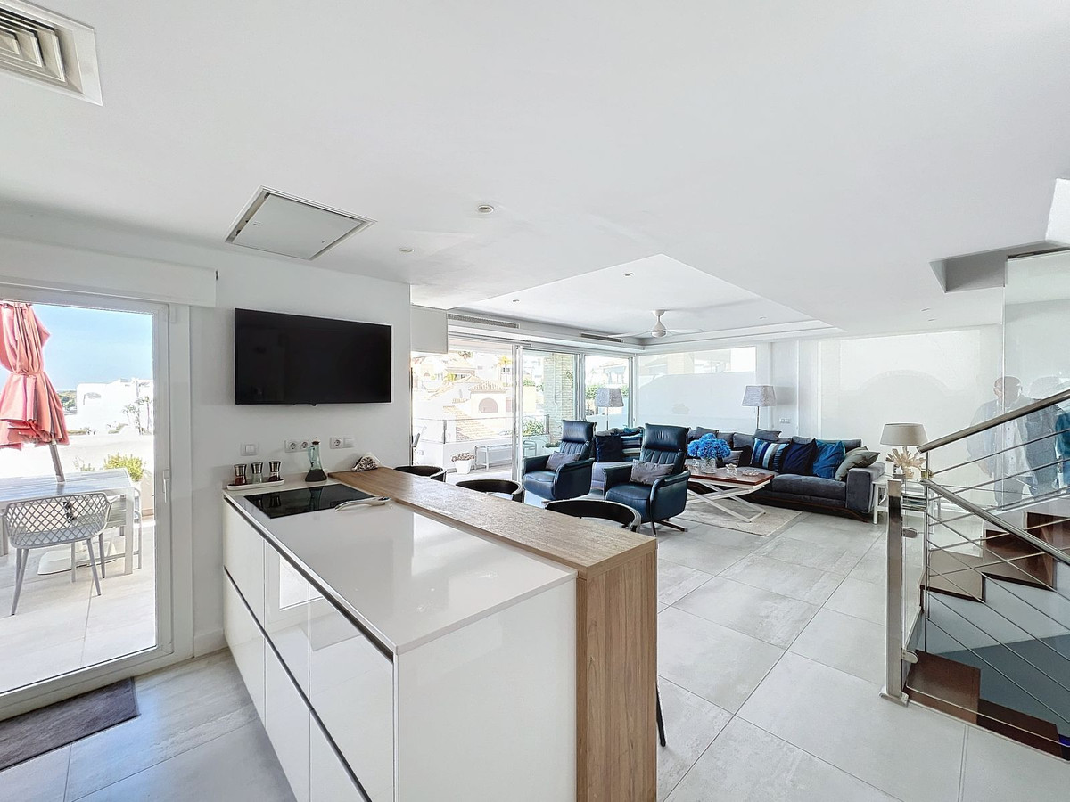 3 Bed Ημι-ανεξάρτητη κατοικία in Benalmadena σε Benalmadena, Ημι-ανεξάρτητη Κατοικία