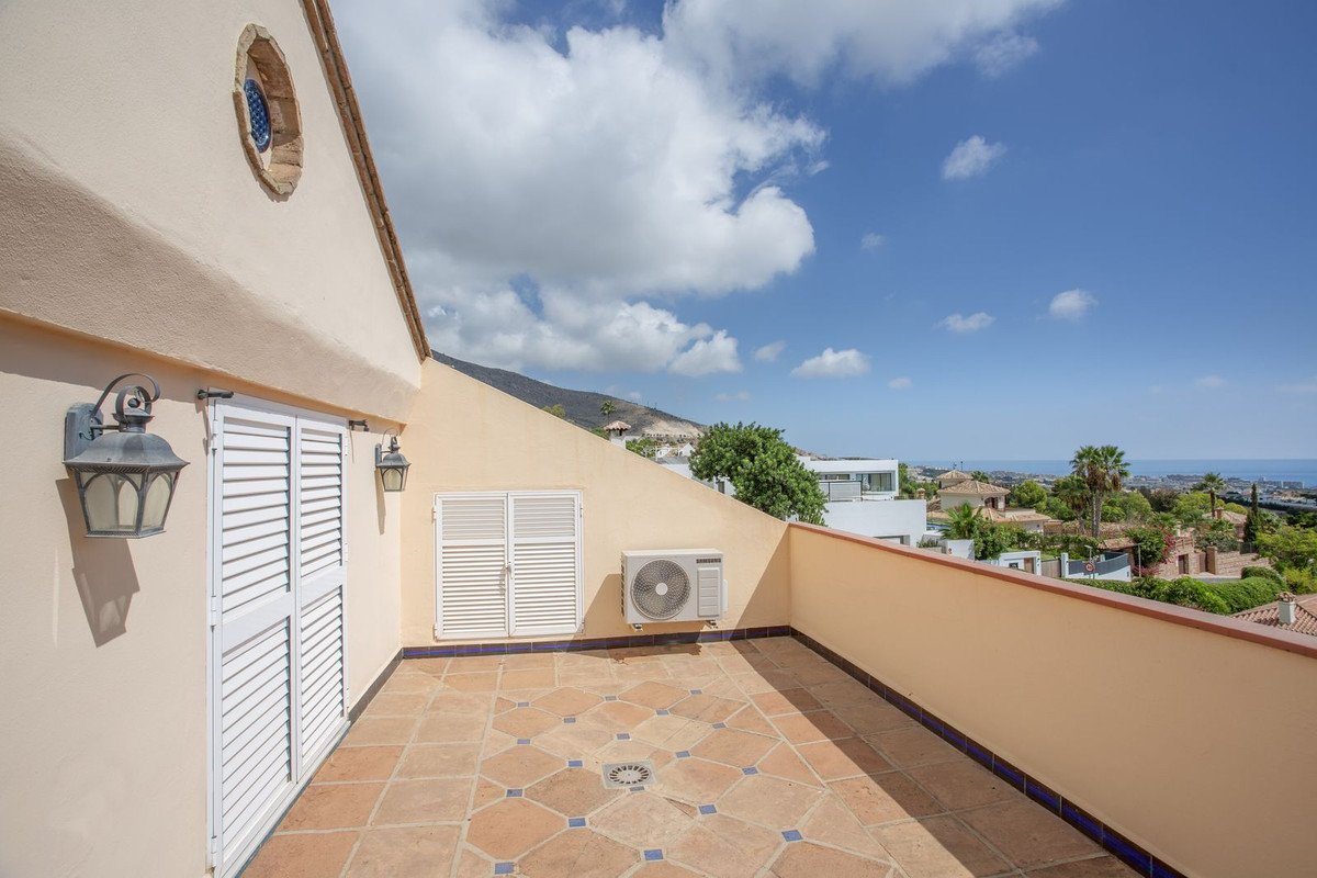 3 Bed Semi-Detached House in Benalmadena in Benalmadena, Semi-Detached House