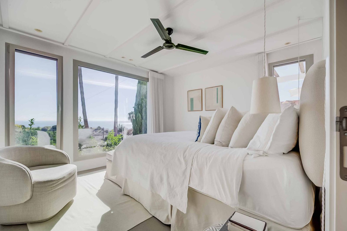 4 Bed فيلا مستقلة in Benalmadena في Benalmadena, فيلا مستقلة