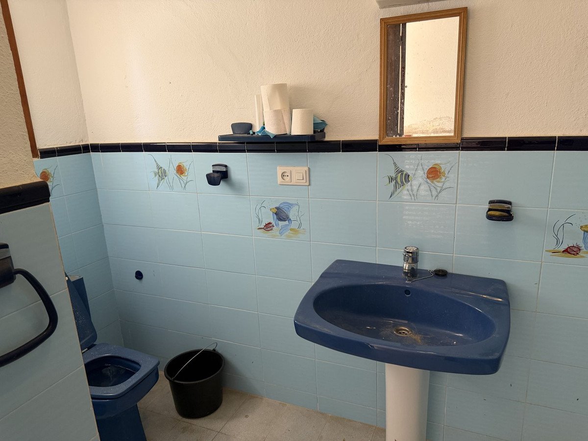 4 Bed Vrijstaande Villa in Benalmadena in Benalmadena, Vrijstaande villa