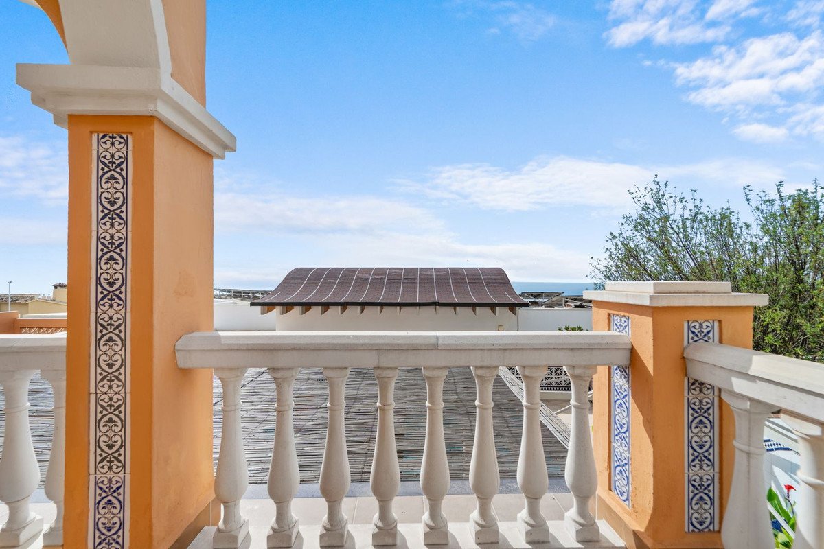 4 Bed فيلا مستقلة in Benalmadena في Benalmadena, 