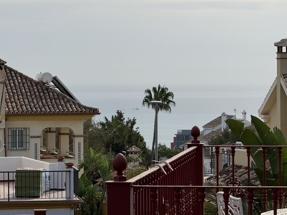 5 Bed منزل شبه منفصل in Benalmadena Costa في Benalmadena Costa, منزل شبه منفصل
