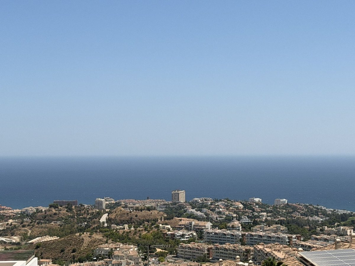 3 Bed Middle Floor Apartment in Benalmadena Pueblo in Benalmadena Pueblo, Apartment