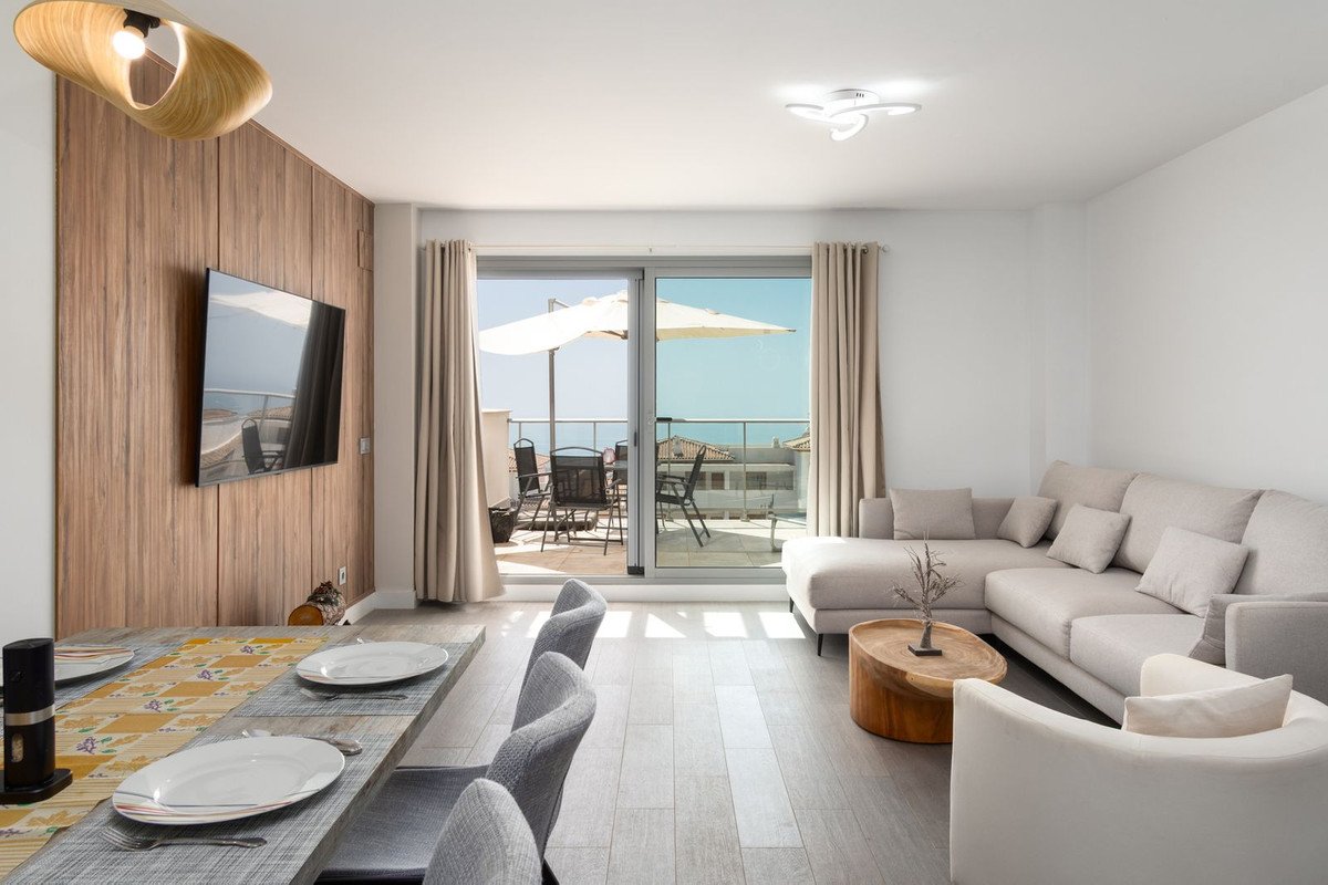 3 Bed Middle Floor Apartment in Benalmadena Pueblo in Benalmadena Pueblo, 