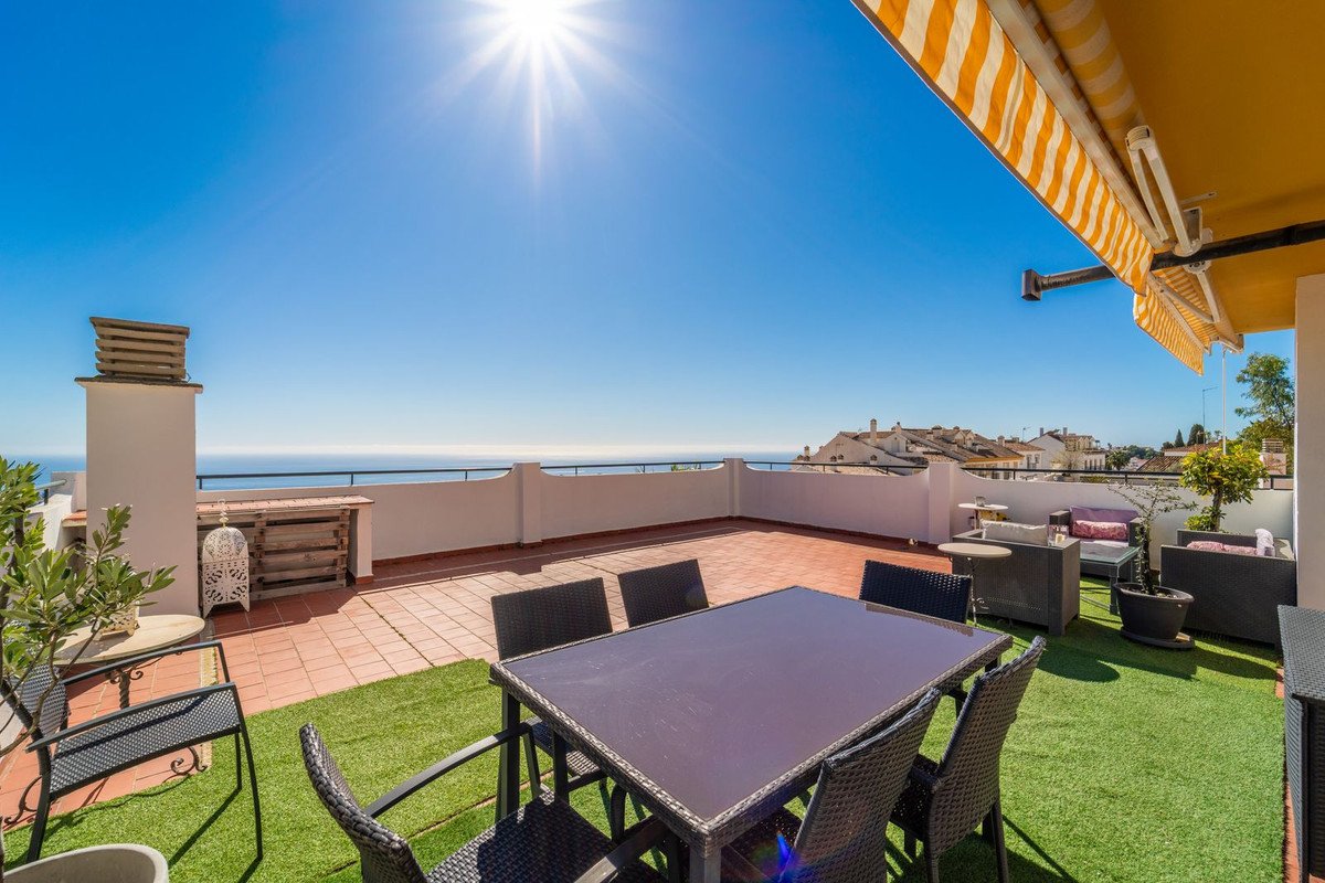 4 Bed Middle Floor Apartment in Benalmadena Pueblo in Benalmadena Pueblo, Apartment