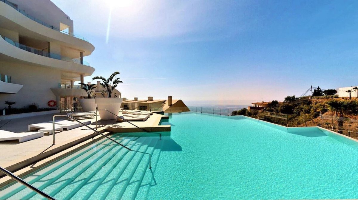 3 Bed Penthouse Duplex in Benalmadena Pueblo in Benalmadena Pueblo, Penthouse Duplex