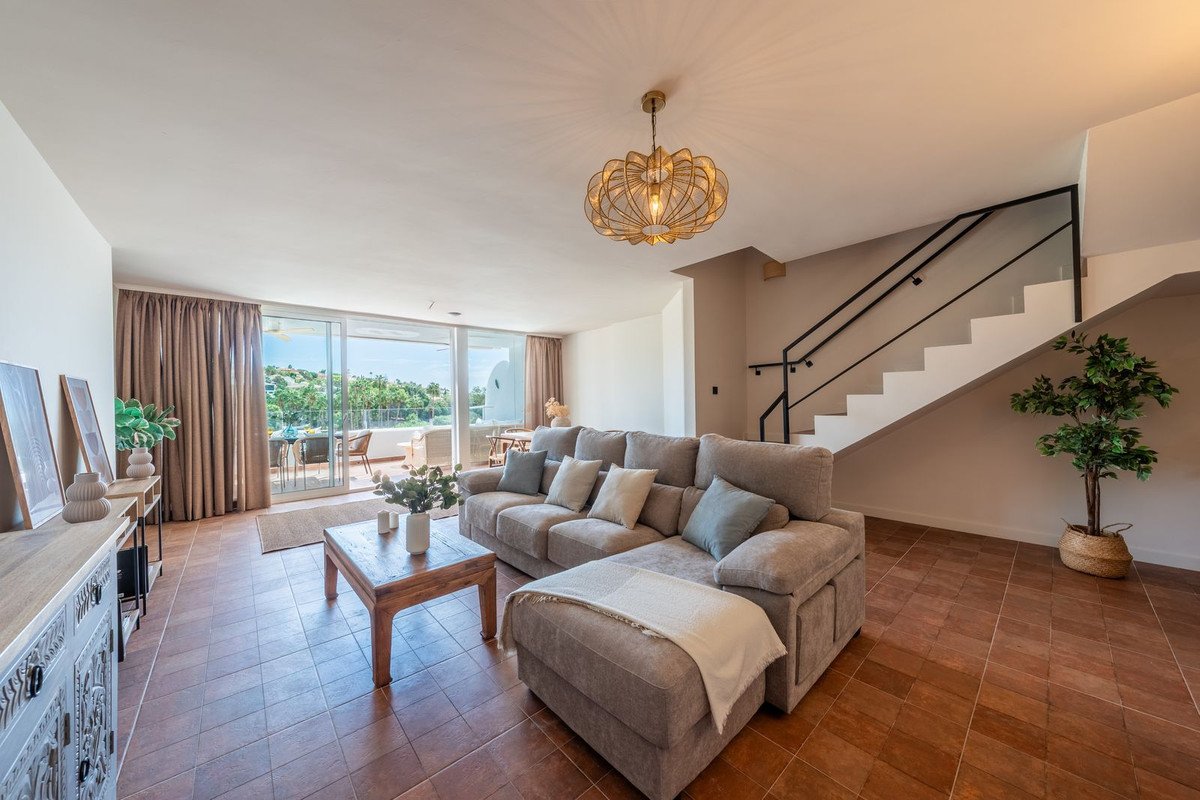 3 Bed Bifamiliare in Benalmadena Pueblo