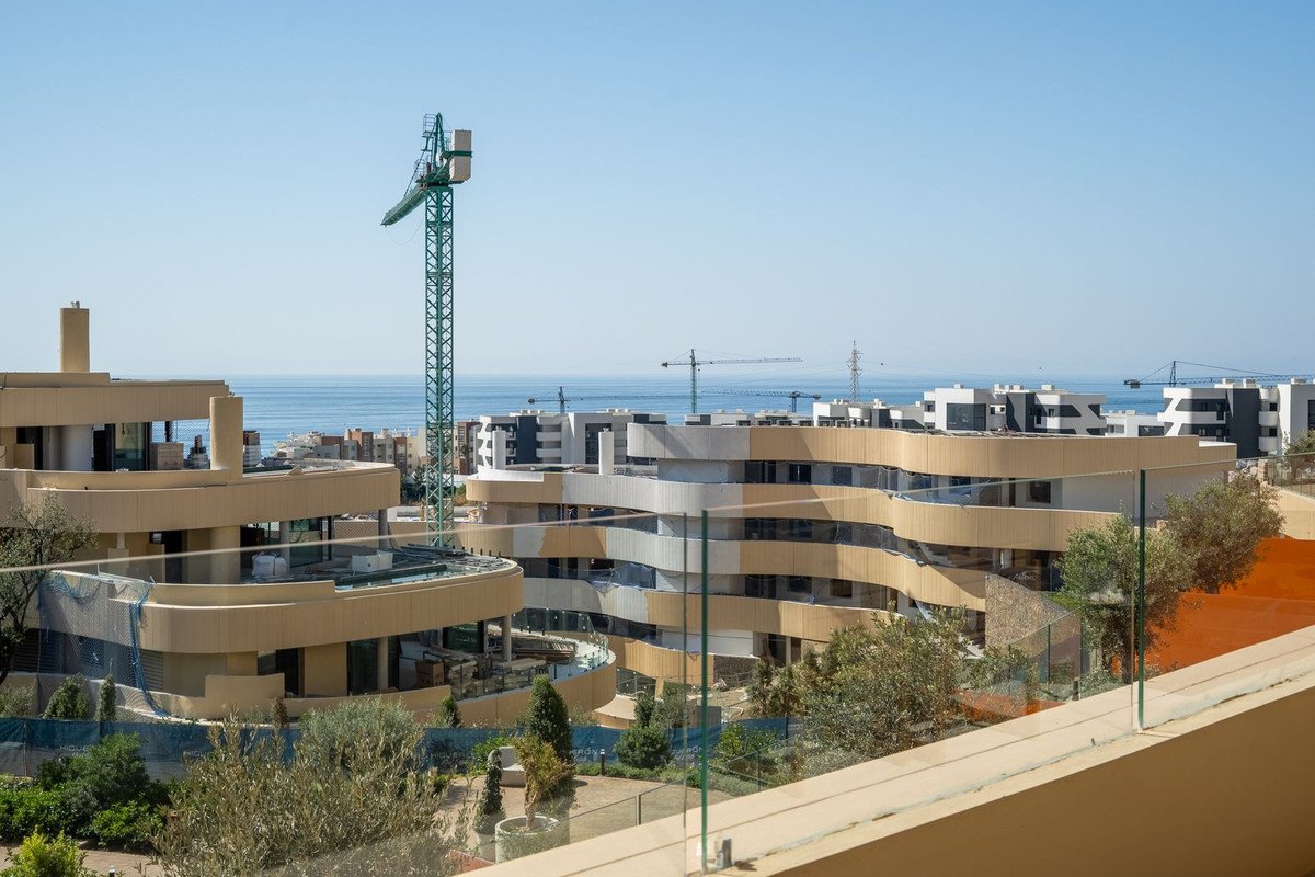 2 Bed Middle Floor Apartment in Higueron in Higueron, Apartment
