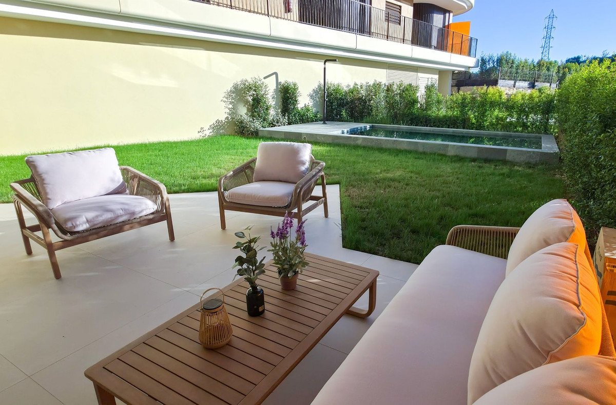 2 Bed Ground Floor Apartment in Higueron in Higueron, Apartment