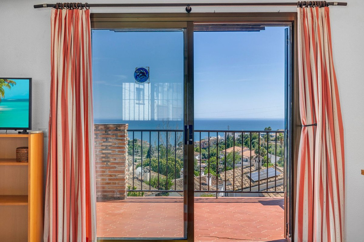 3 Bed Top Floor Apartment in Benalmadena in Benalmadena — Apartment