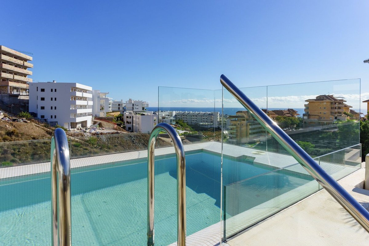 2 Bed Penthouse in Higueron in Higueron, Penthouse