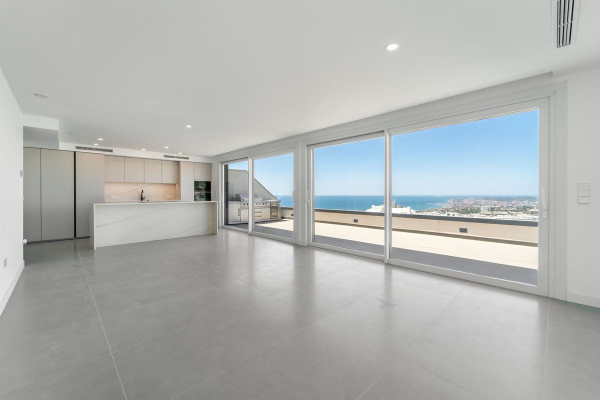 3 Bed Penthouse in Higueron in Higueron, Penthouse