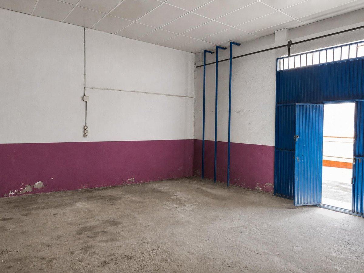 Warehouse in Los Prados in Los Prados, Industrieel magazijn
