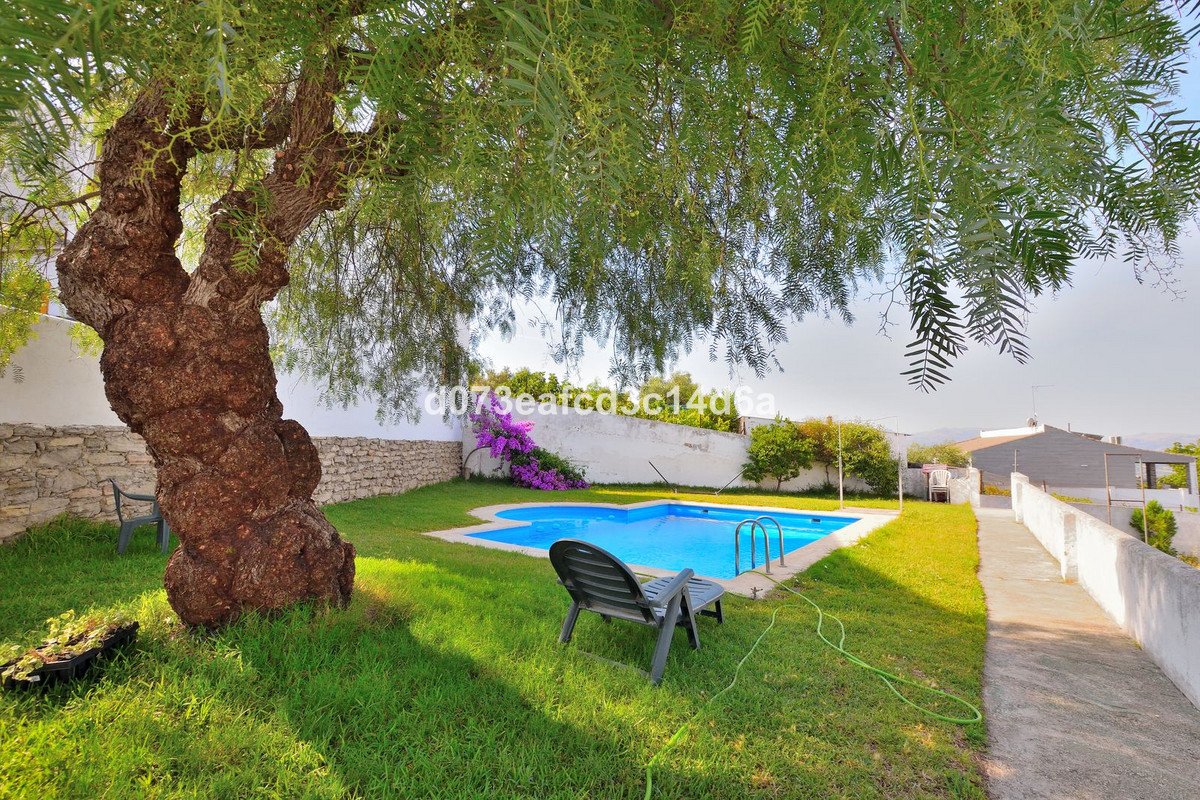 3 Bed Townhouse in Los Prados in Los Prados, Townhouse