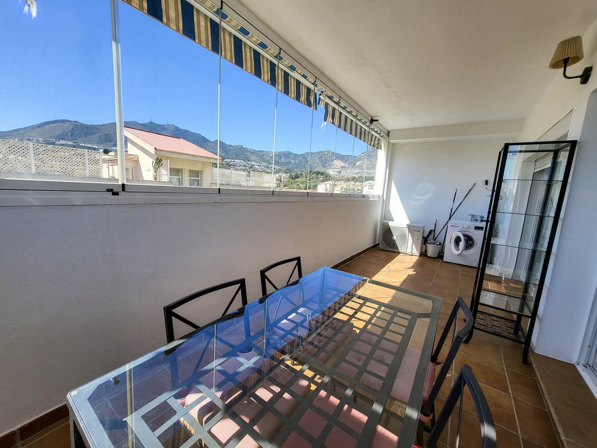 2 Bed Byt na strednom poschodí in Torremuelle v Benalmadena, 