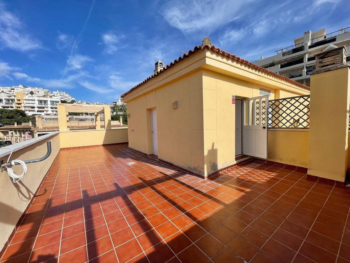 2 Bed بنتهاوس in Torrequebrada في Torrequebrada, بنتهاوس
