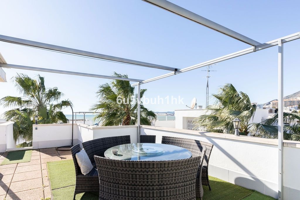 3 Bed بنتهاوس in Torrequebrada في Torrequebrada, بنتهاوس