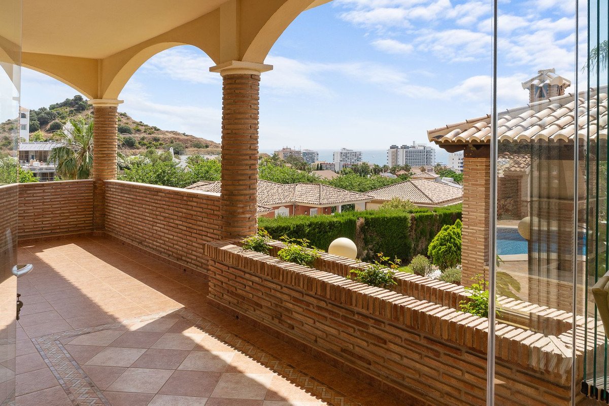 5 Bed Detached Villa in Torrequebrada in Torrequebrada, Detached Villa