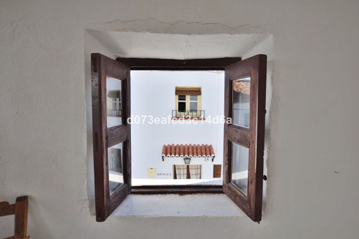 21 photo