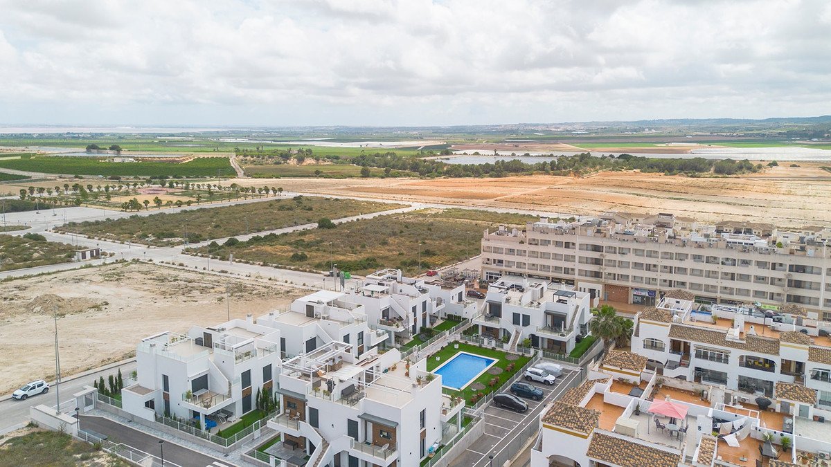 2 Bed Ground Floor Apartment in Entre Naranjos in Entre Naranjos, Apartment