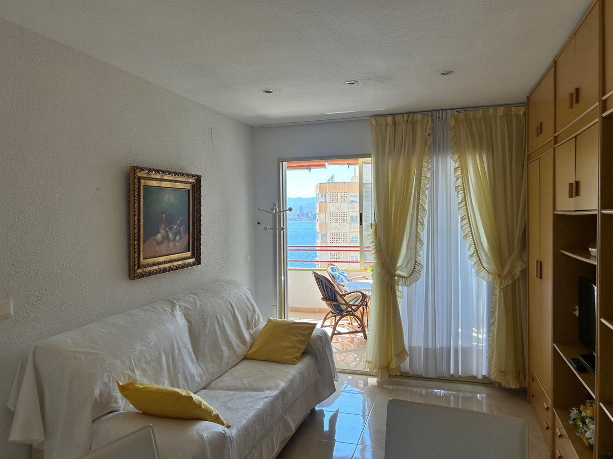 1 Bed Middle Floor Apartment in Benidorm in Benidorm, Apartment