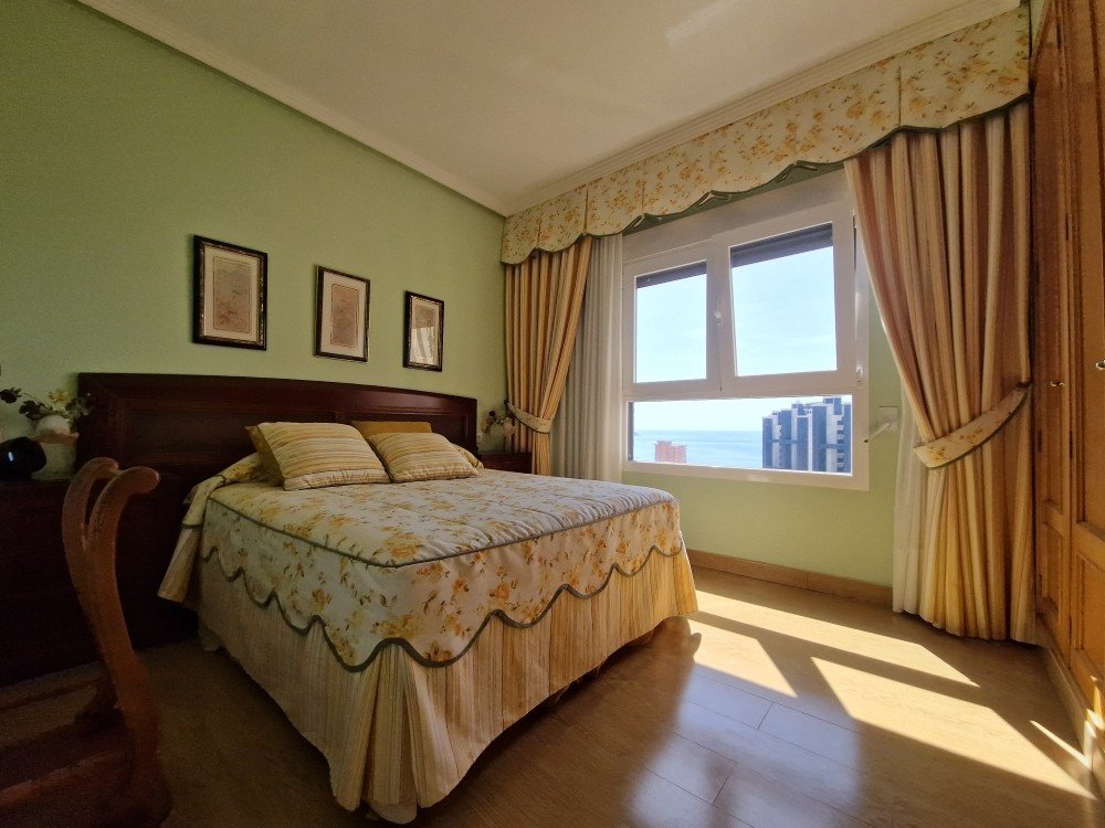 24 photo