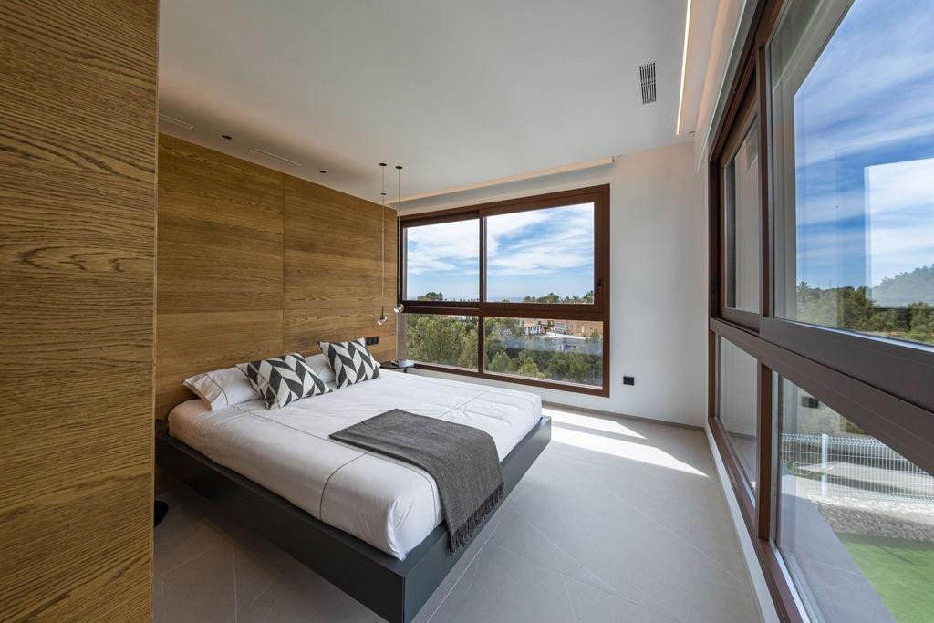 4 Bed Bungalow in Benidorm in Benidorm, Villa