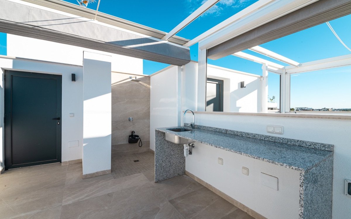 2 Bed Middle Floor Apartment in Benijofar in Benijofar — Apartment